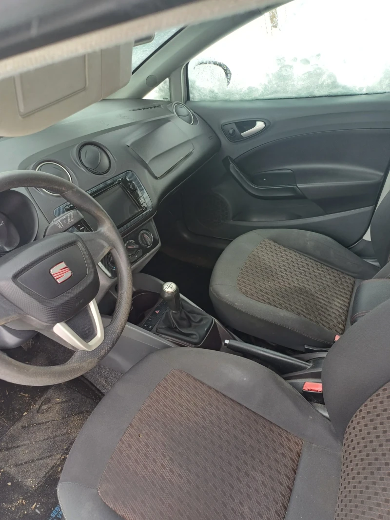 Seat Ibiza, снимка 7 - Автомобили и джипове - 49207343