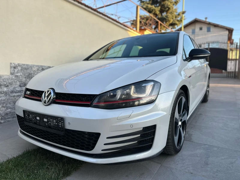 VW Golf 2.0GTI, снимка 3 - Автомобили и джипове - 49576094