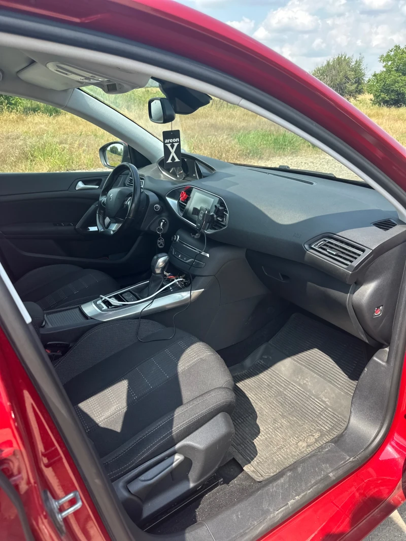 Peugeot 308 1.2, снимка 8 - Автомобили и джипове - 52728524