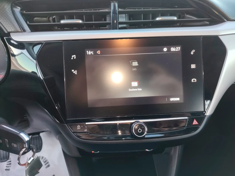 Opel Corsa 84000км., снимка 15 - Автомобили и джипове - 51135293