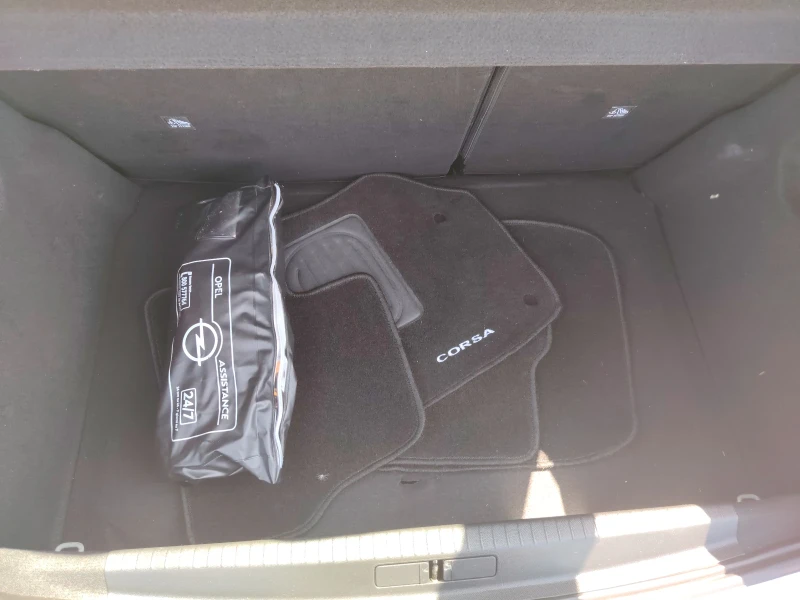 Opel Corsa 84000км., снимка 9 - Автомобили и джипове - 51135293