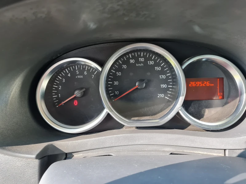 Dacia Lodgy, снимка 7 - Автомобили и джипове - 52073689