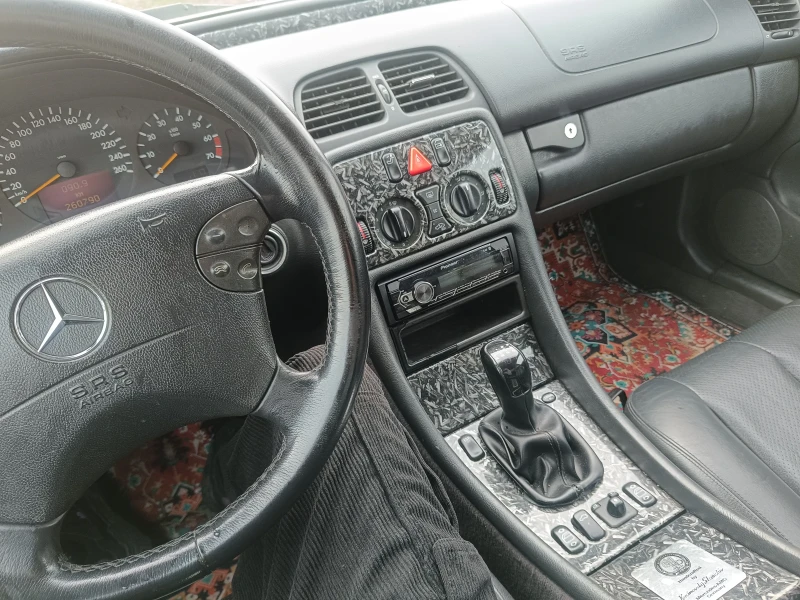 Mercedes-Benz CLK, снимка 8 - Автомобили и джипове - 52882598