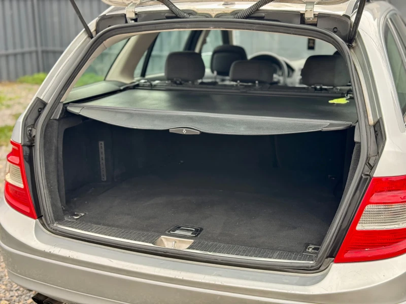 Mercedes-Benz C 200 2.2D Automatic BlueEfficiency Classic, снимка 9 - Автомобили и джипове - 52923086