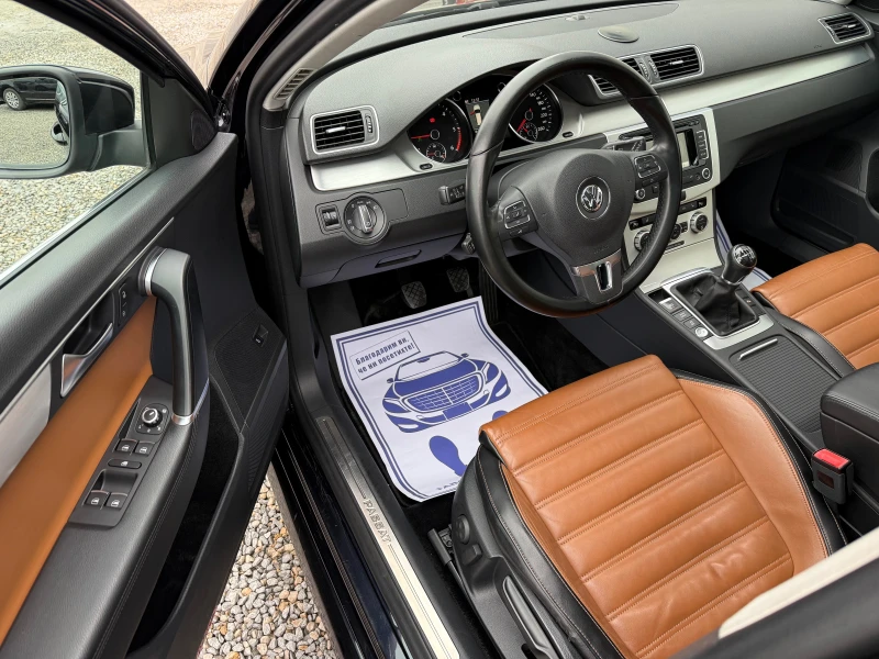 VW Passat 2.0TDI DISTRONIC KEYLESS PANO NAVI LED, снимка 5 - Автомобили и джипове - 53297874