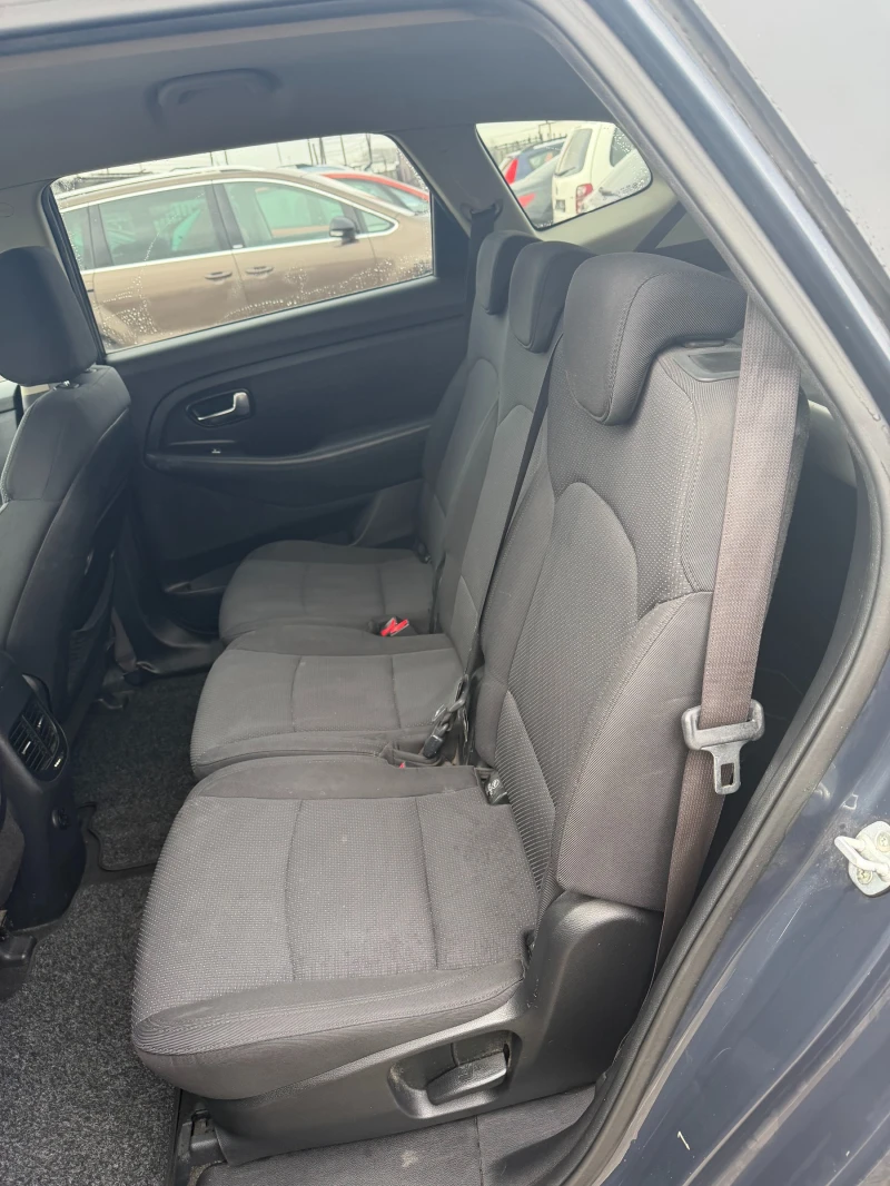 Kia Carens 1.7CRDI NAVI/KAMERA 6+ 1 EURO 5, снимка 10 - Автомобили и джипове - 53416334