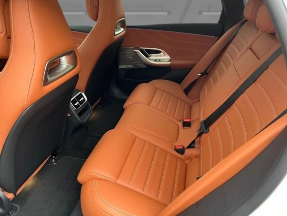 Mercedes-Benz C 400 4Matic New Model = AMG Line = �������� | Mobile.bg � ����������� 10