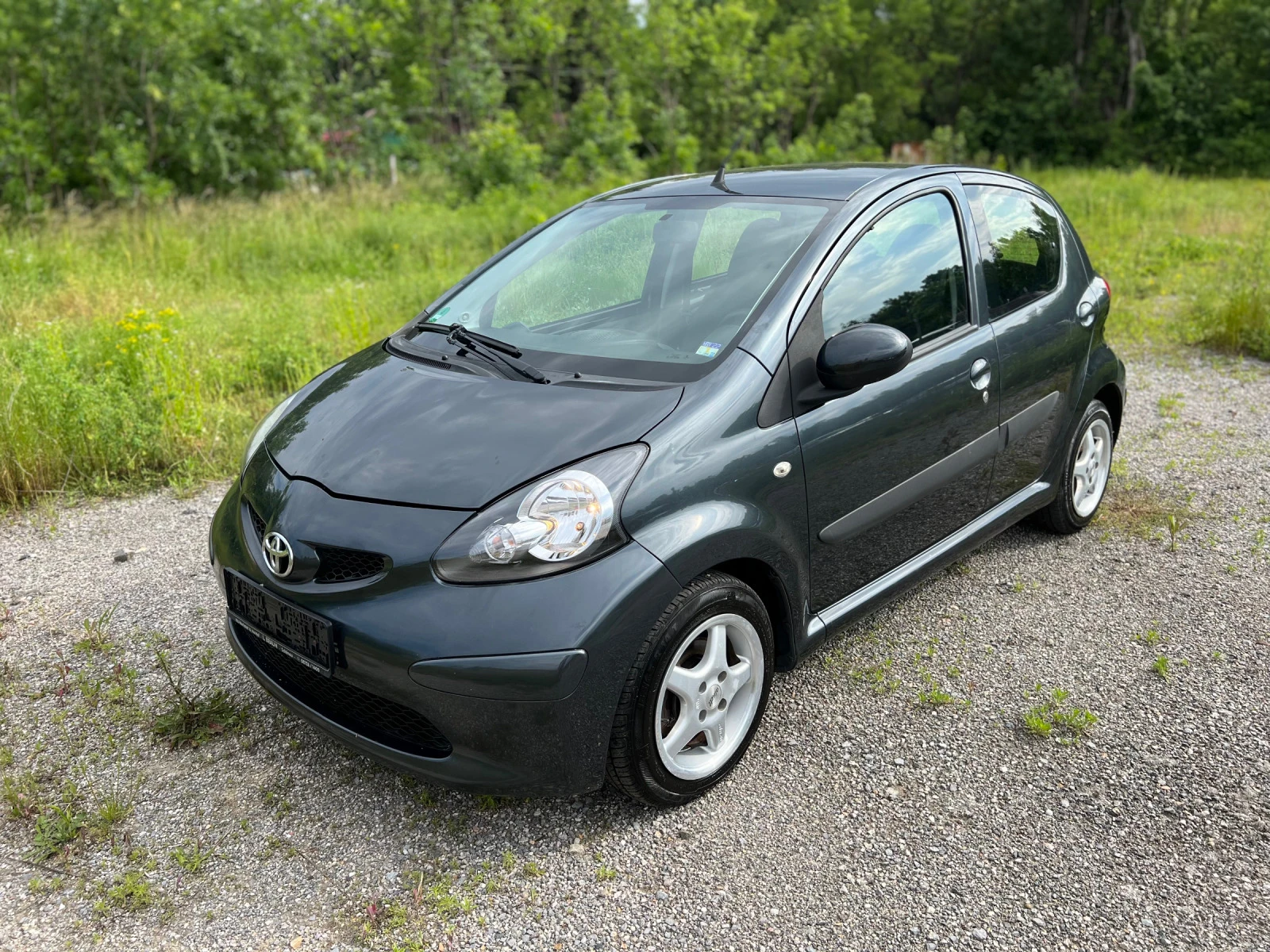 Toyota Aygo 1.0 VVTI A/C - изображение 2