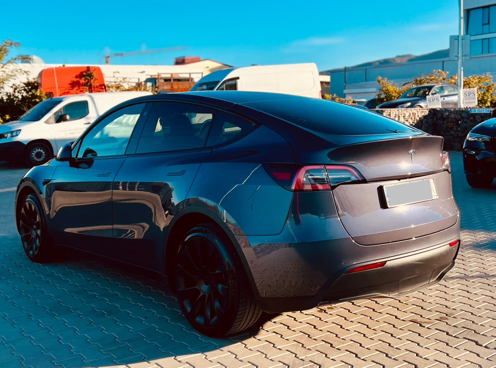 Tesla Model Y LR DM - в гаранция - изображение 4