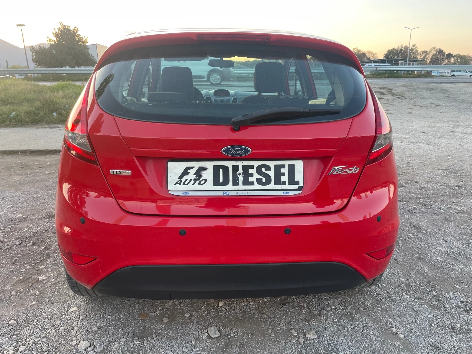 Ford Fiesta 1.4TDCI-KLIMA-ITALIA - изображение 9