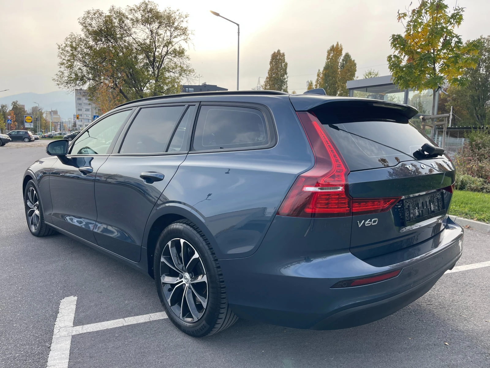 Volvo V60 * D3* EURO-6* КАТО НОВА*  - изображение 6