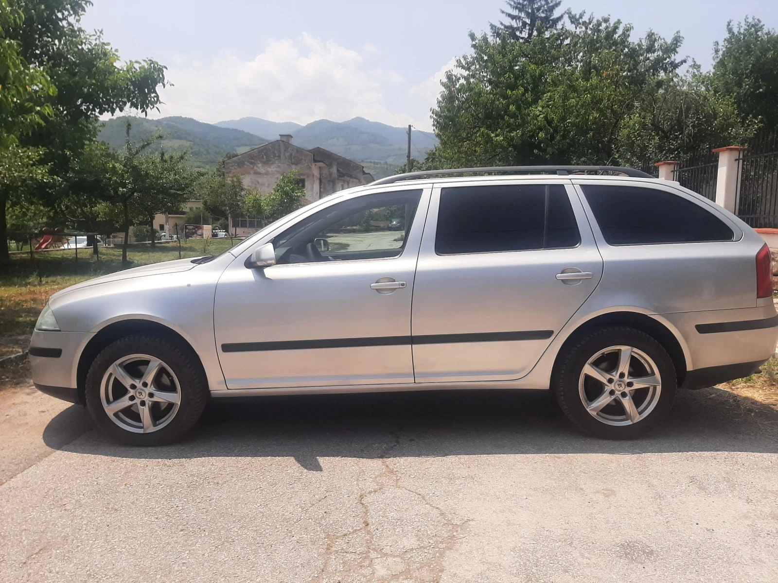 Skoda Octavia 1.9TDI 105ks 4x4 6 skorosti - изображение 5