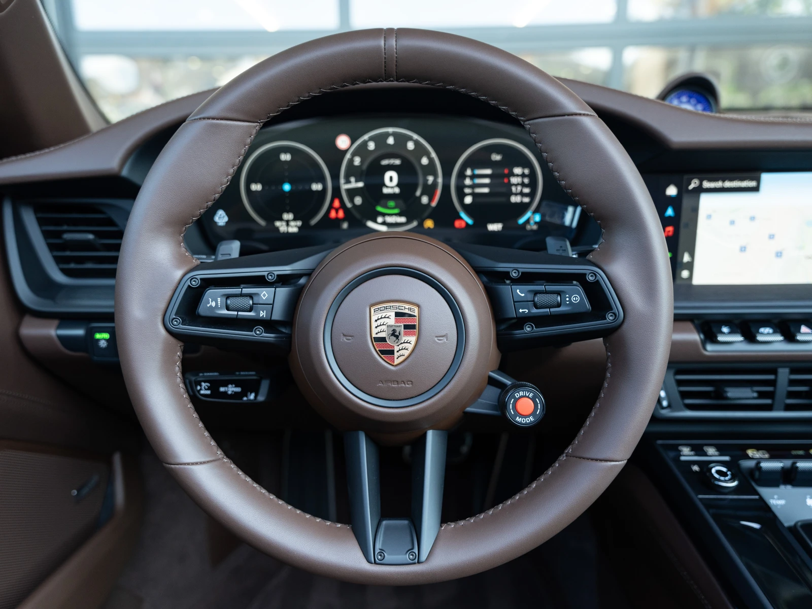 Porsche 911 Targa 4 GTS - изображение 9