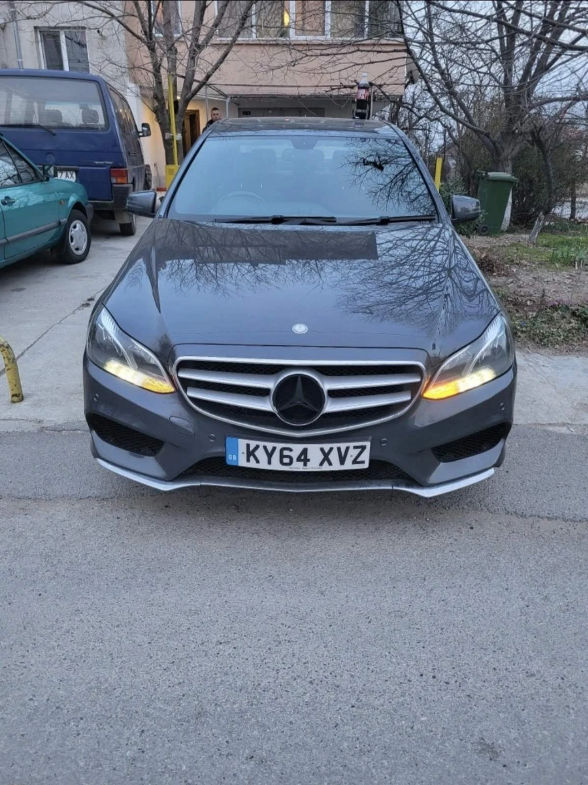 Mercedes-Benz E 220  - изображение 7