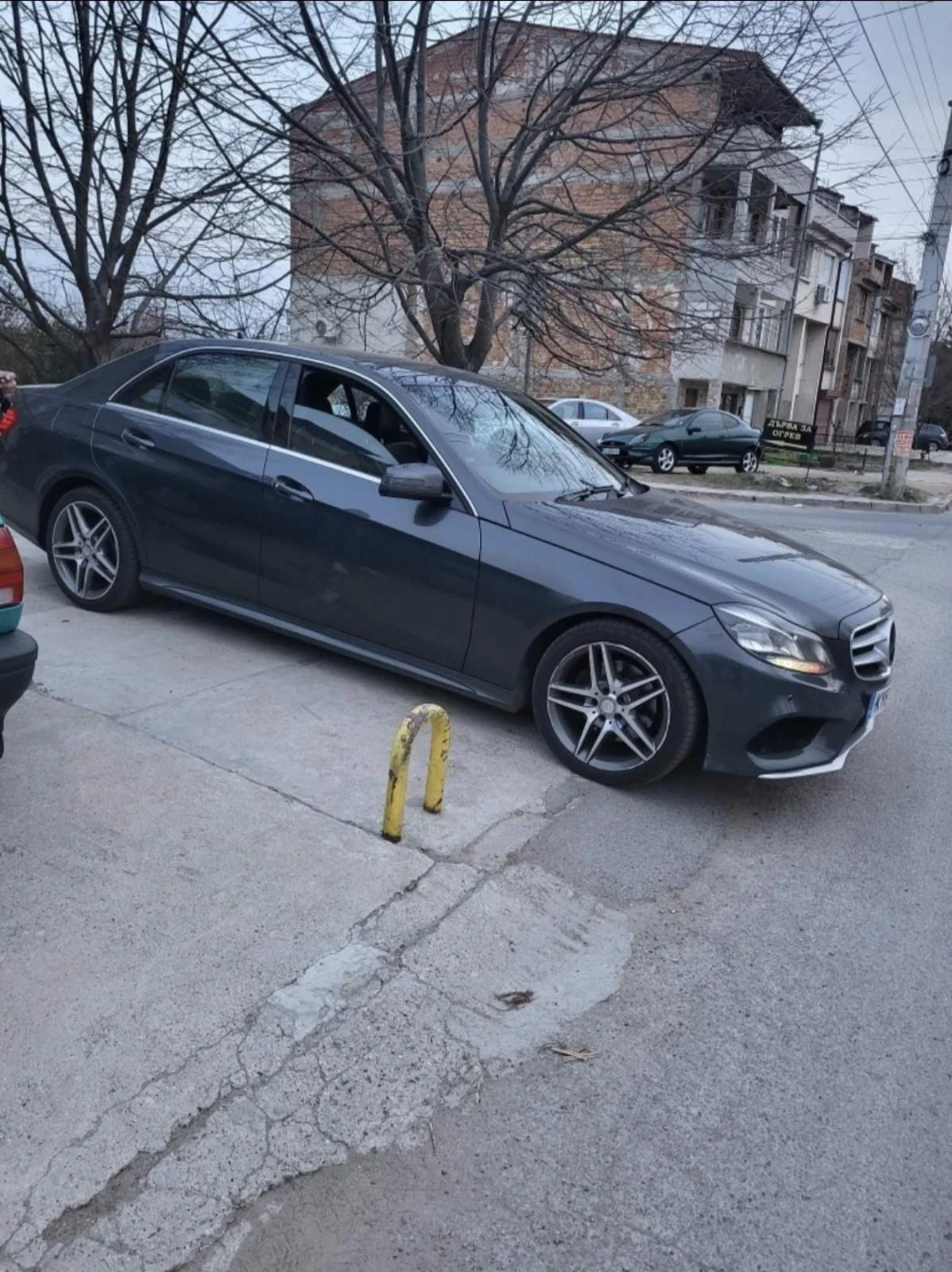 Mercedes-Benz E 220  - изображение 6