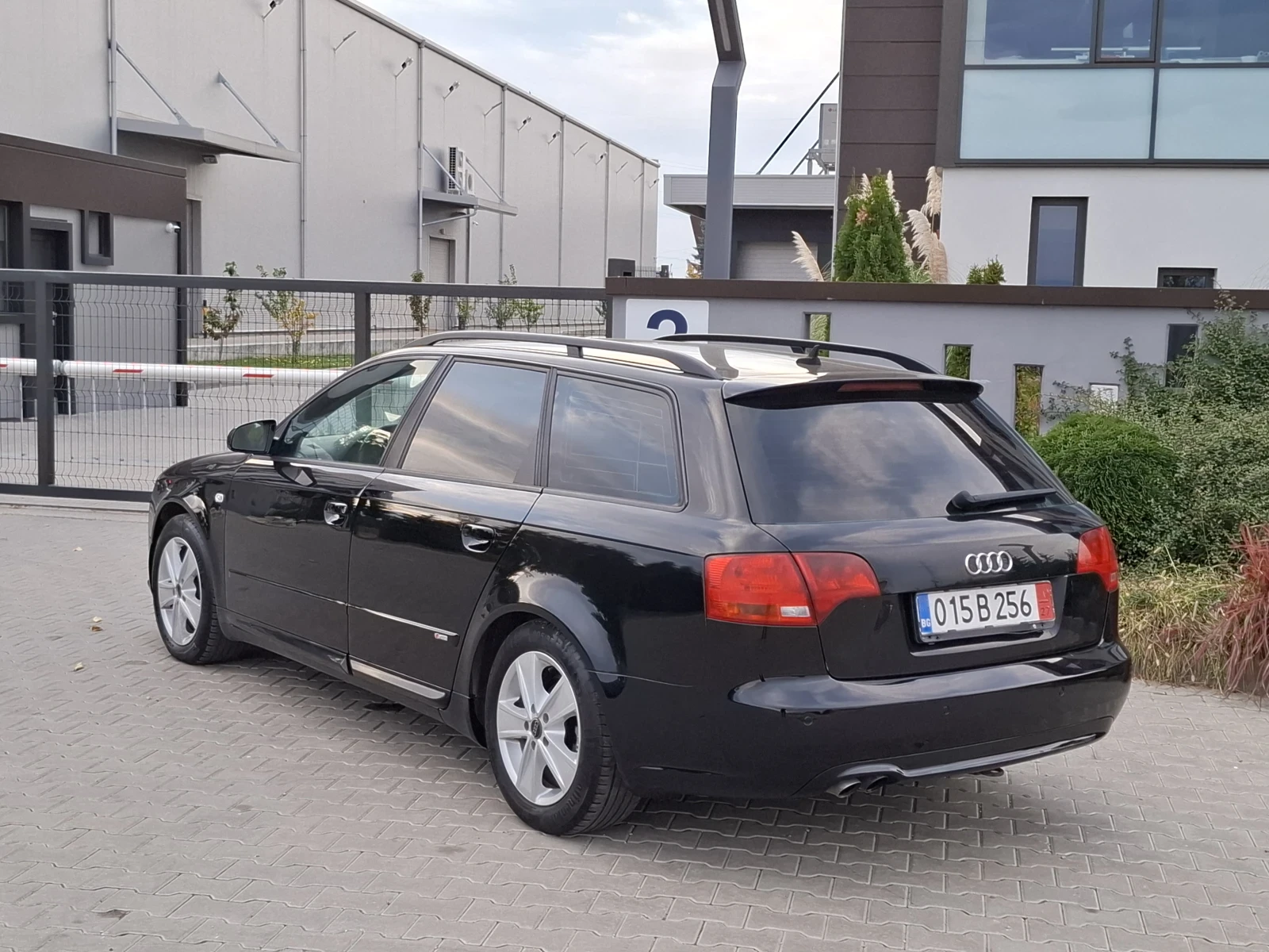 Audi A4 2.0TDI* (140кс)* * S-LINE* * NAVI* * KOJA* НОВ ВНО - изображение 9