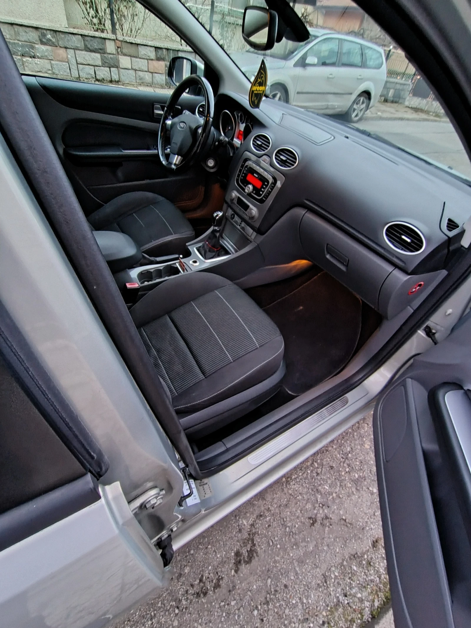 Ford Focus 2.0  145. LPG - изображение 9