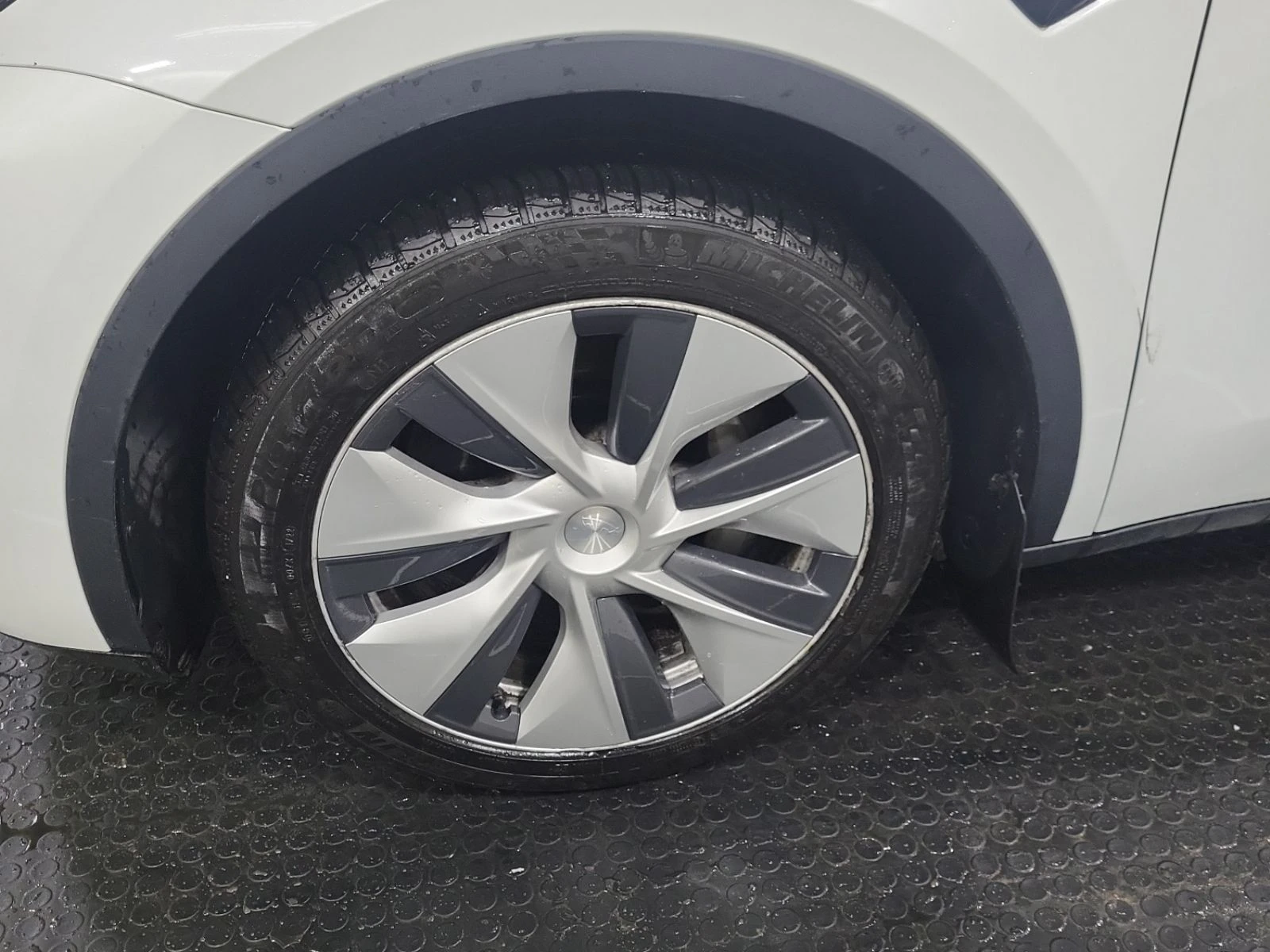 Tesla Model Y * Long Range * CARFAX * 2 КОМПЛЕКТА ГУМИ*  - изображение 7