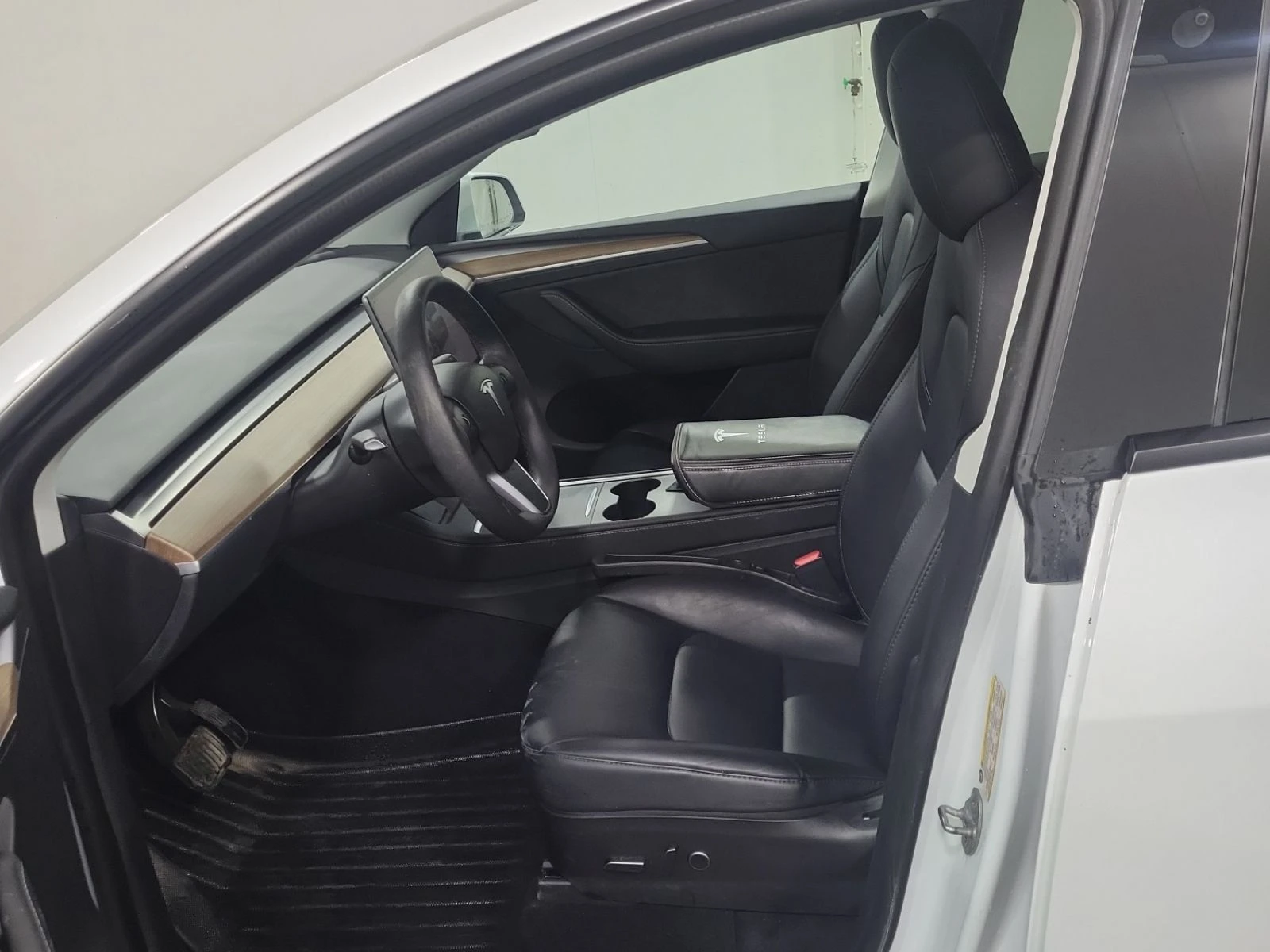 Tesla Model Y * Long Range * CARFAX * 2 ��������� ����*  | Mobile.bg � ����������� 15