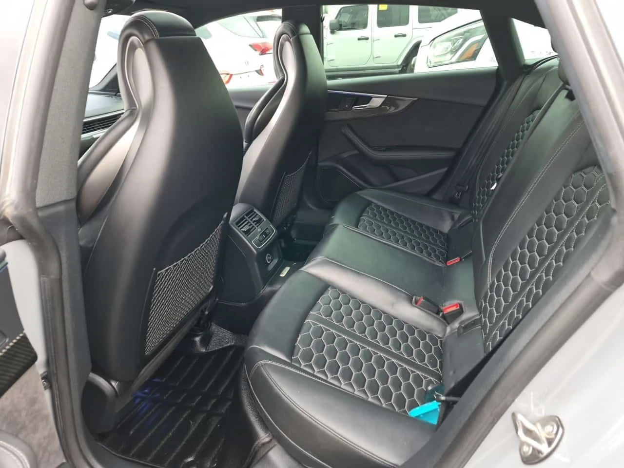 Audi Rs5 NARDO GREY / CARFAX /DIS/360 /MASSAGE , снимка 11 - Автомобили и джипове - 53817226