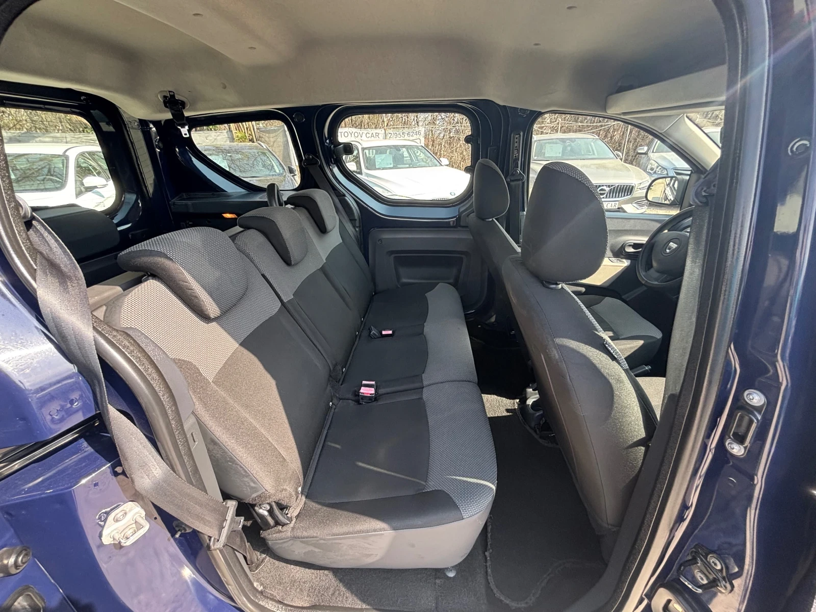 Dacia Dokker 1.6ГАЗ/GPL, снимка 10 - Автомобили и джипове - 53875030