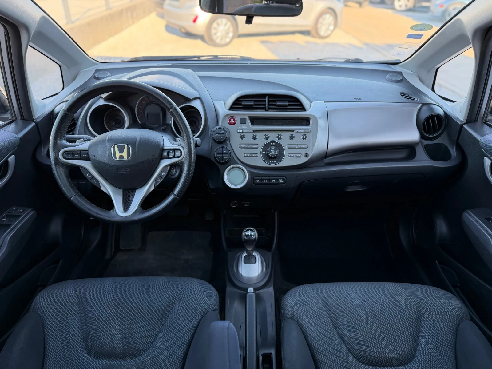 Honda Jazz  1.4 Бенизн / Автомат / Панорама, снимка 9 - Автомобили и джипове - 54149251