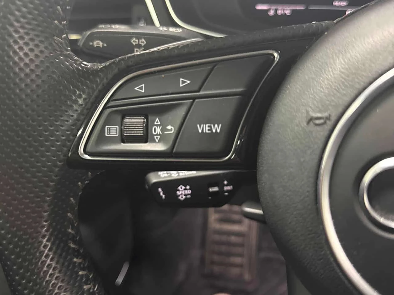 Audi S4 Technik/B&O/ДИСТРОНИК/360 КАМЕРИ/ШИБИДАХ, снимка 13 - Автомобили и джипове - 54307427