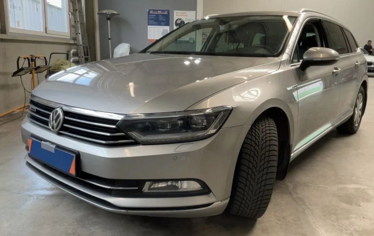 VW Passat HIGHLINE DSG 4-MOTION DIGITAL ОЧАКВАН ВНОС , снимка 4 - Автомобили и джипове - 54380810