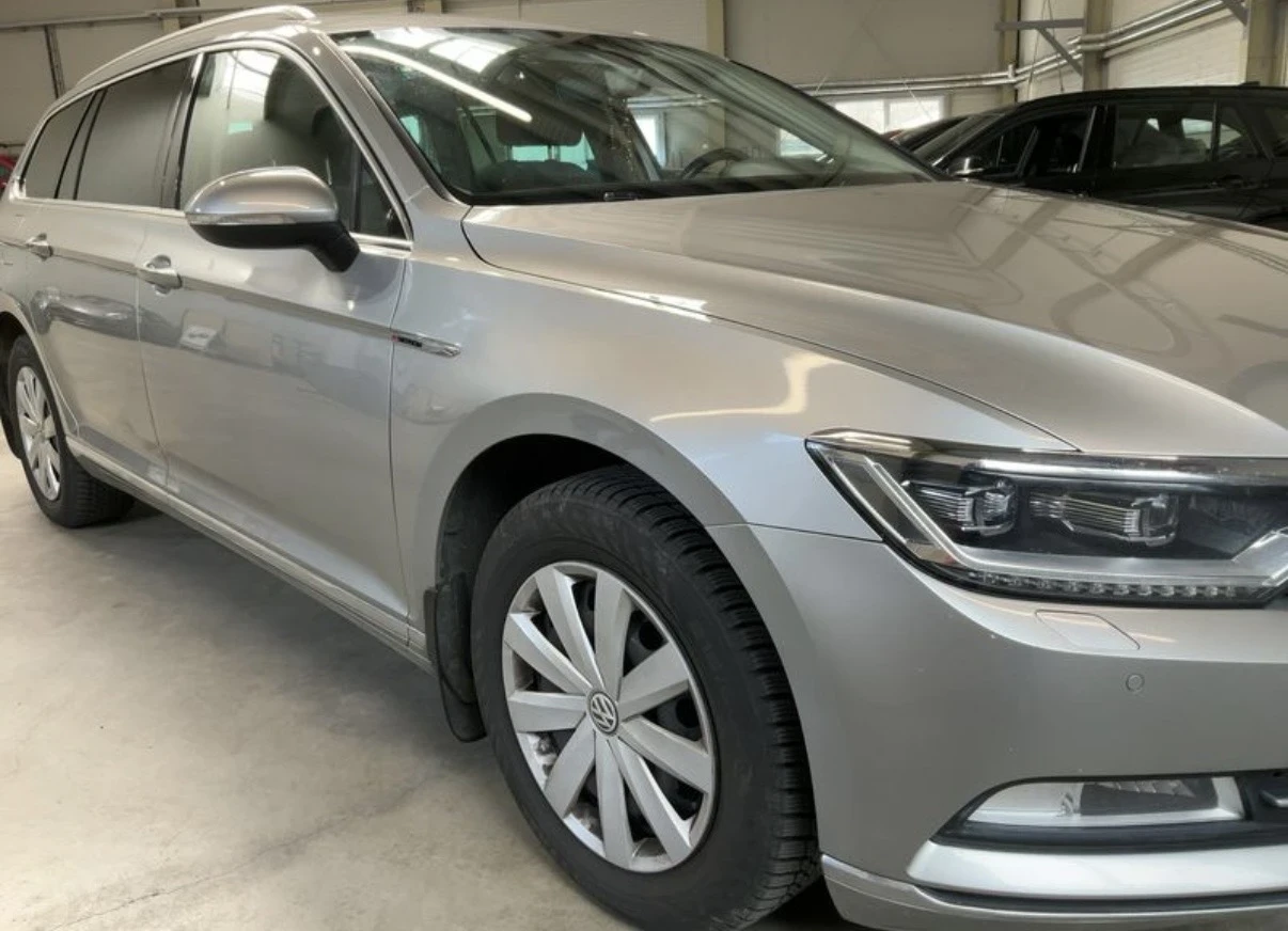 VW Passat HIGHLINE DSG 4-MOTION DIGITAL ОЧАКВАН ВНОС , снимка 2 - Автомобили и джипове - 54380810