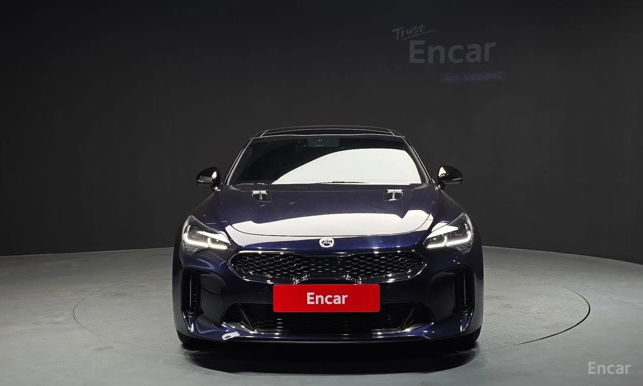 Kia Stinger 3.3 GT Masters AWD* HEAD-UP* 360 CAM* DISTRONIC* , снимка 2 - Автомобили и джипове - 54894144