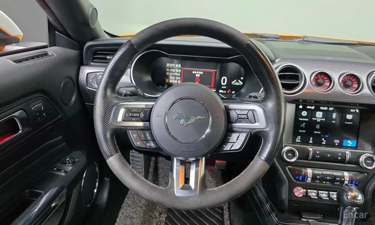 Ford Mustang DIGITALDISTRONIC/LANE ASSIST/ОБДУХВАНЕ / 2 Ключа, снимка 8 - Автомобили и джипове - 55091854