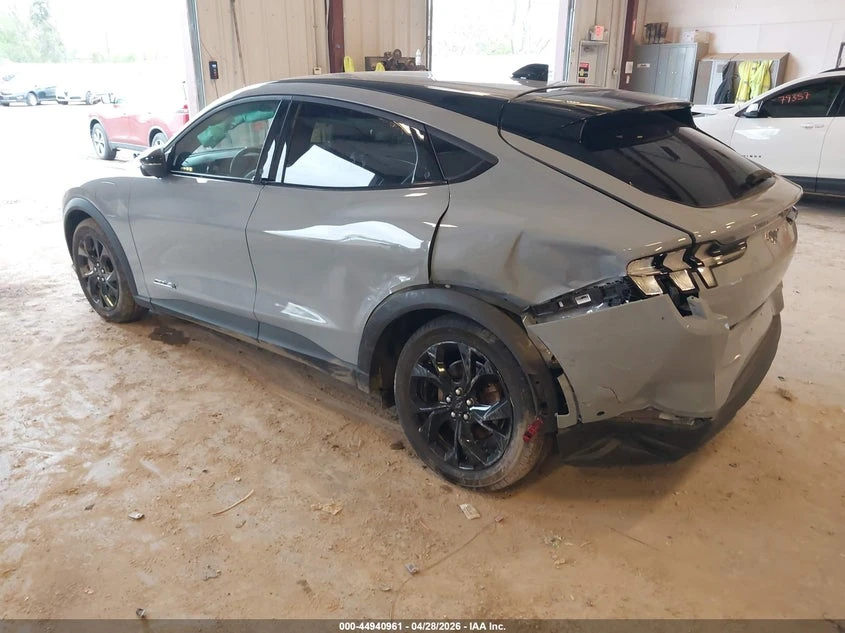 Ford Mustang Mach-E Select, снимка 3 - Автомобили и джипове - 55145676