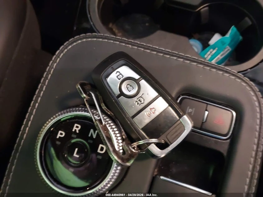 Ford Mustang Mach-E Select, снимка 11 - Автомобили и джипове - 55145676