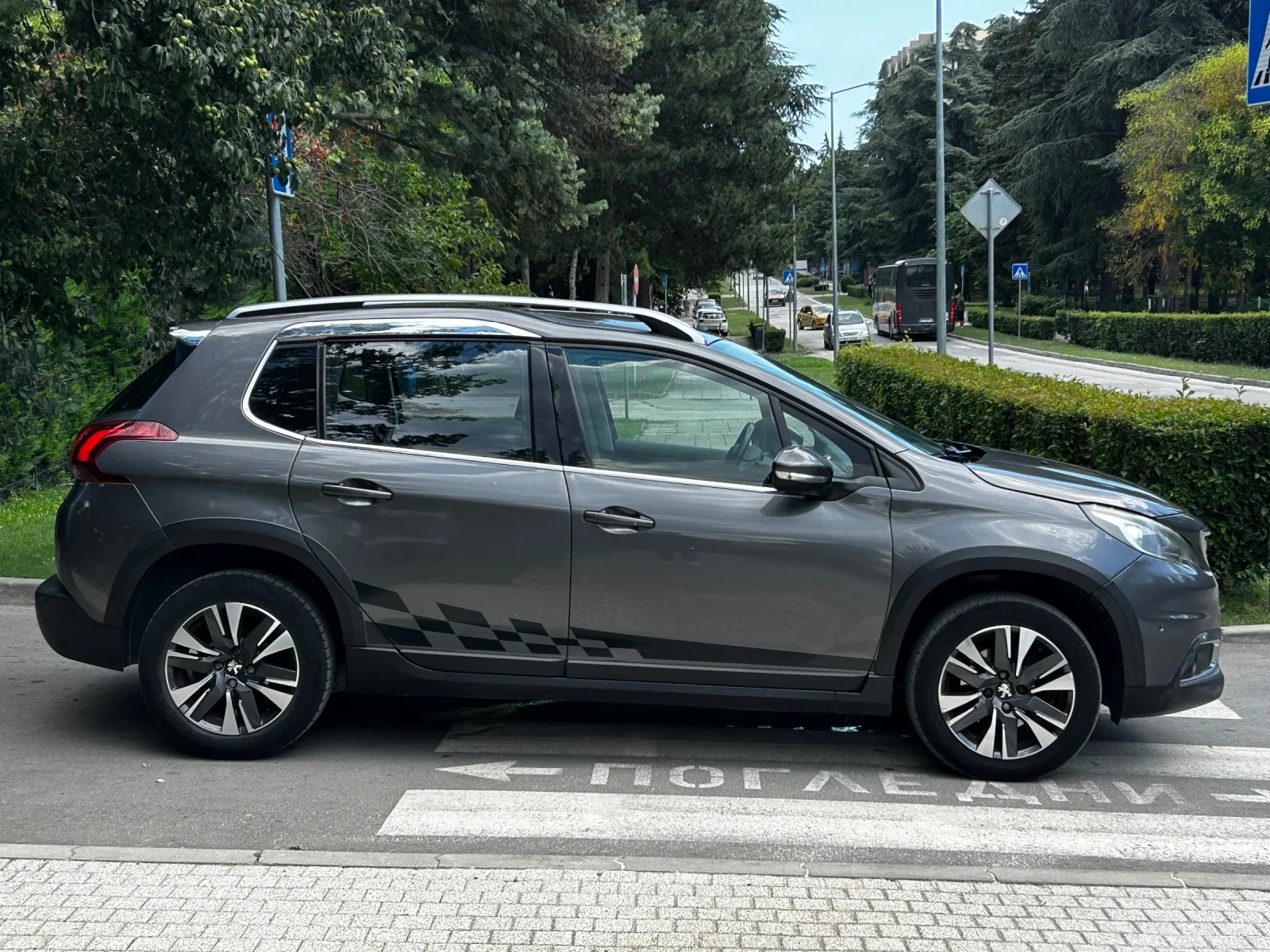 Peugeot 2008 Allure  Facelift 1.6 BlueHD, снимка 8 - Автомобили и джипове - 55484096