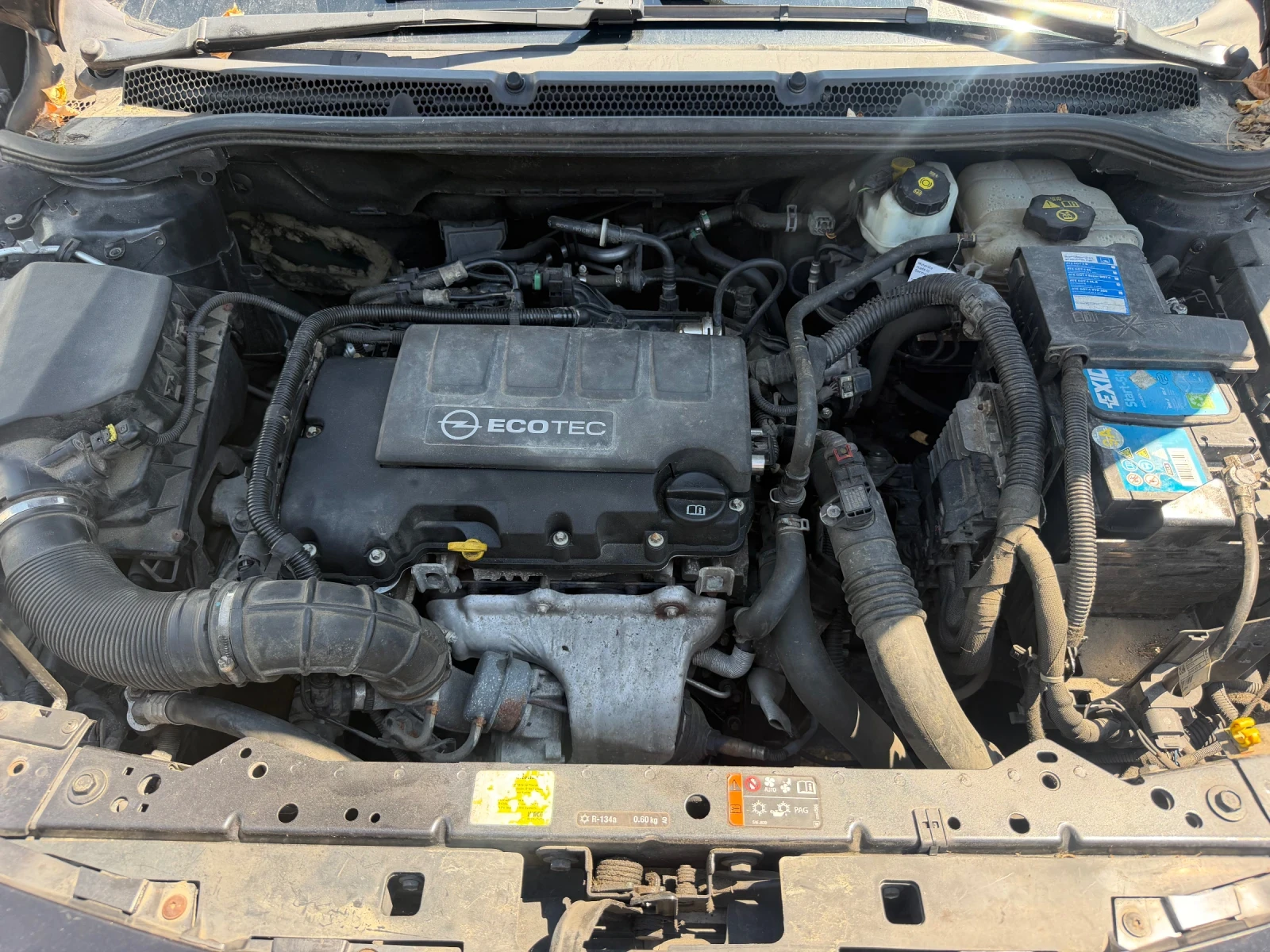 Opel Astra 1.4 TURBO, снимка 5 - Автомобили и джипове - 55533646