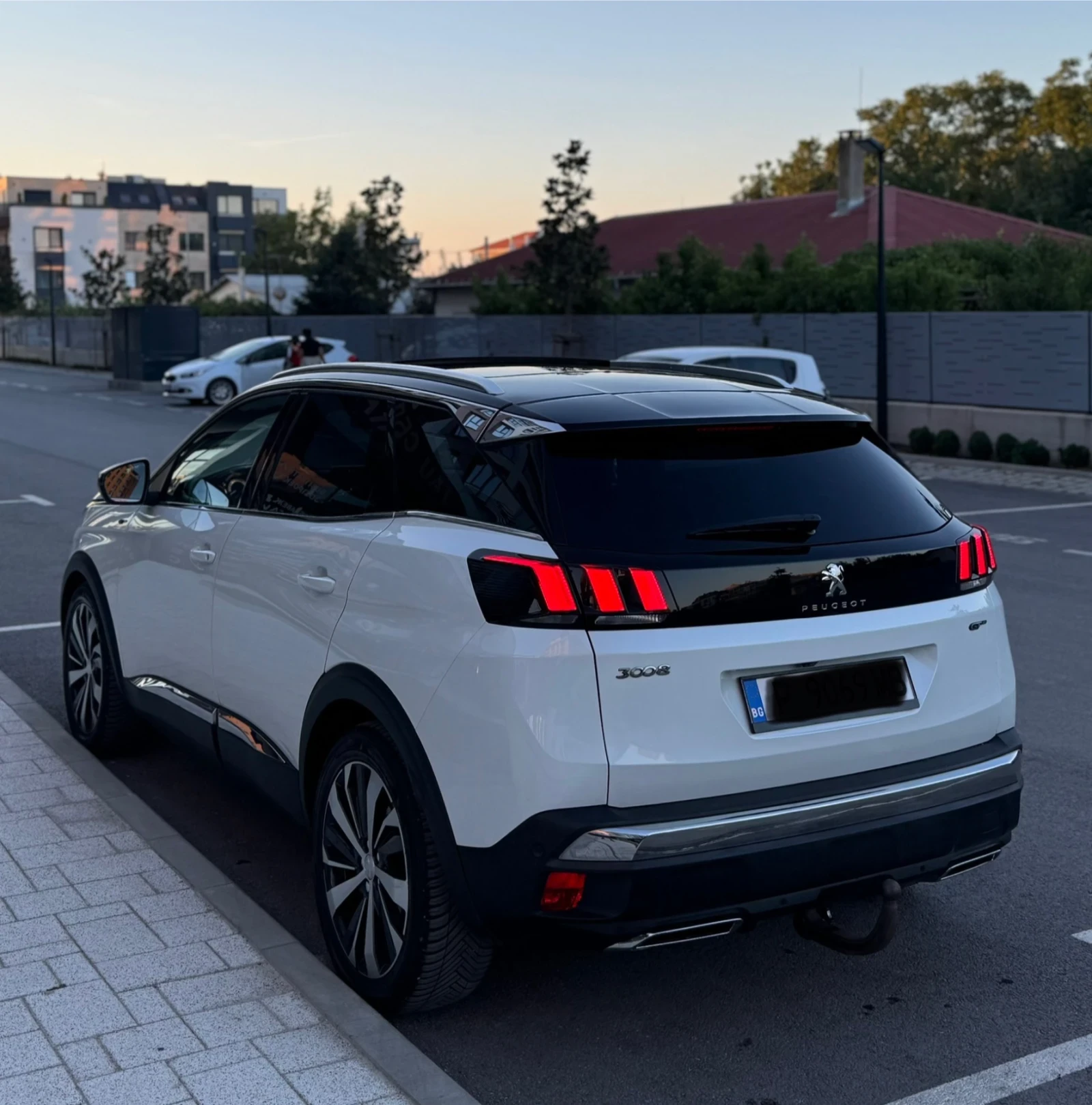 Peugeot 3008 2.0 HDI* GT-LINE* FULL LED* Масаж* Keyless* FULL, снимка 6 - Автомобили и джипове - 56192992