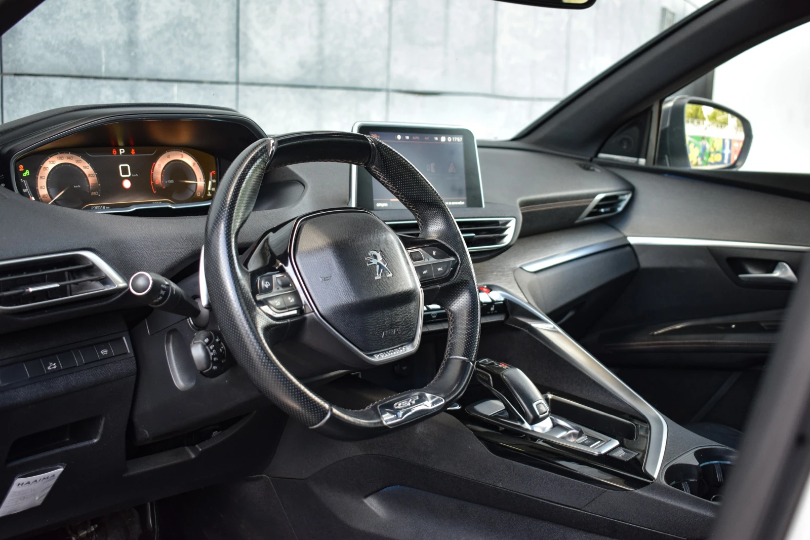 Peugeot 3008 2.0 HDI* GT-LINE* FULL LED* Масаж* FOCAL* Keyless, снимка 10 - Автомобили и джипове - 55743120