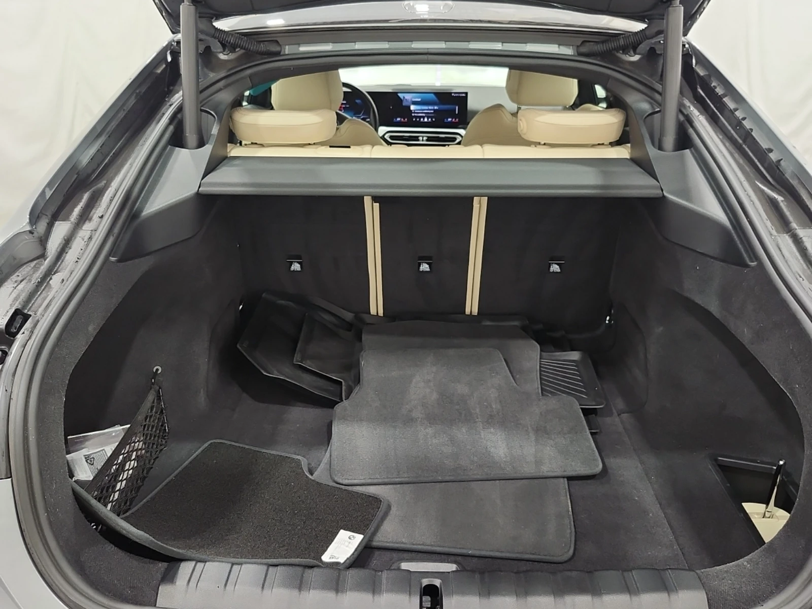 BMW i4 eDrive35 | 2024 | Електрически |  50148 km, снимка 14 - Автомобили и джипове - 55983519