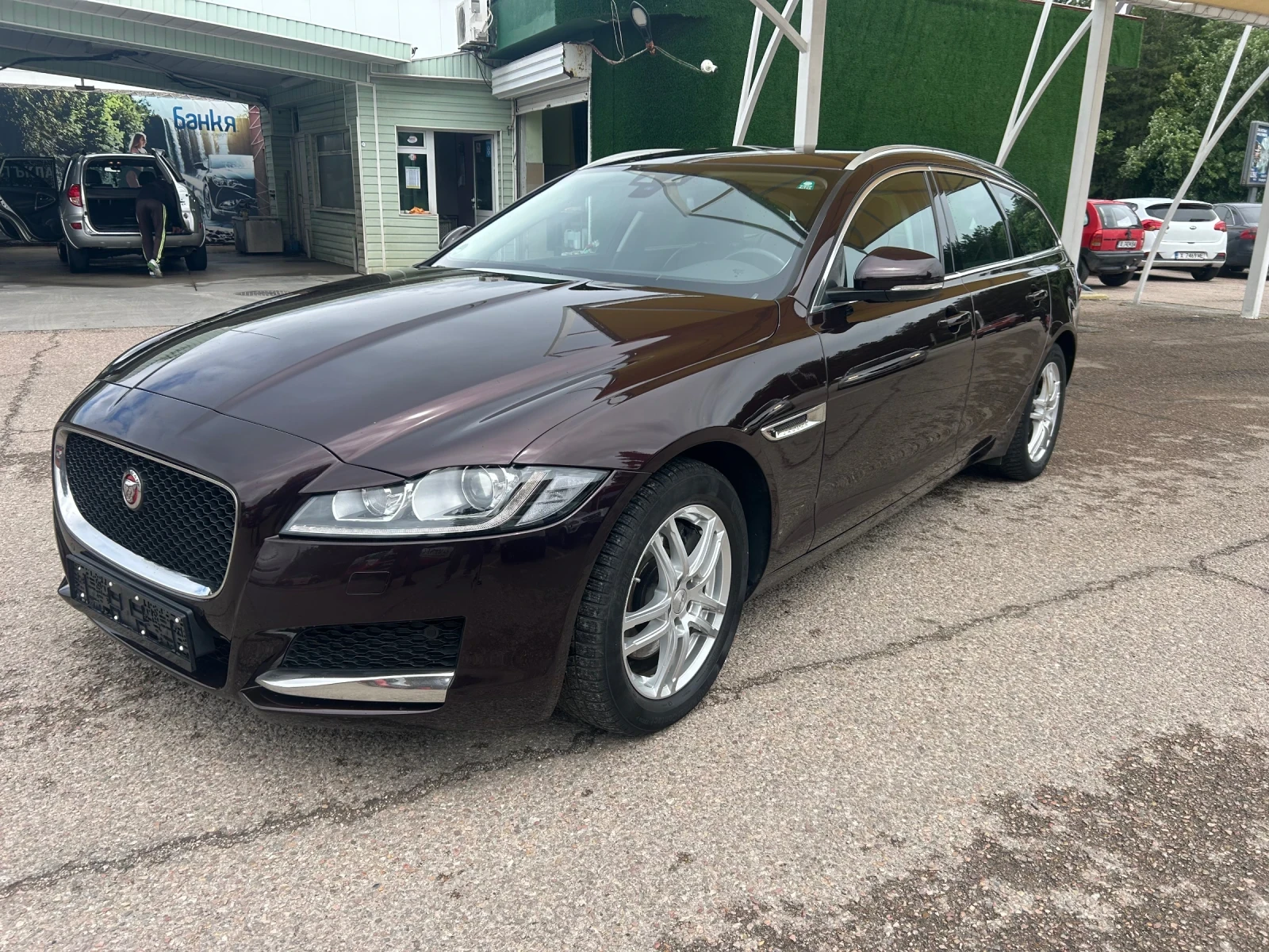 Jaguar Xf Awd 2.0d, снимка 2 - Автомобили и джипове - 55998067