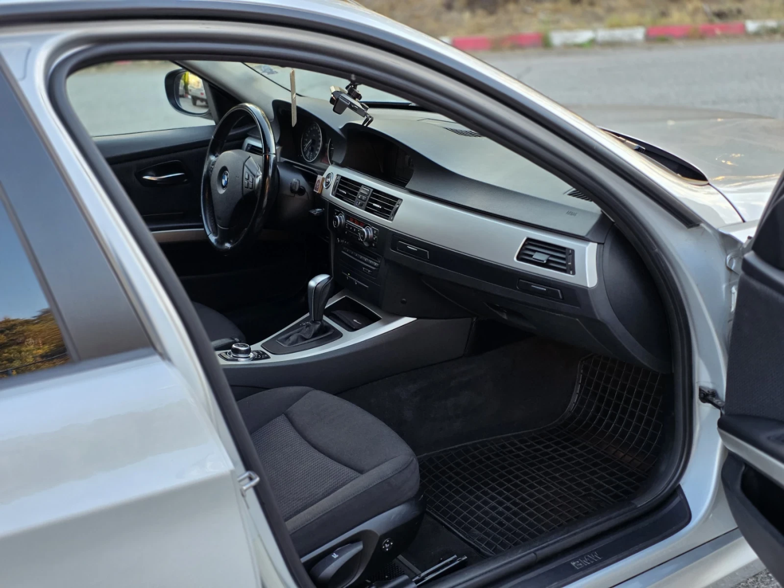 BMW 320 184к.с/ 163000 км, снимка 12 - Автомобили и джипове - 56106821