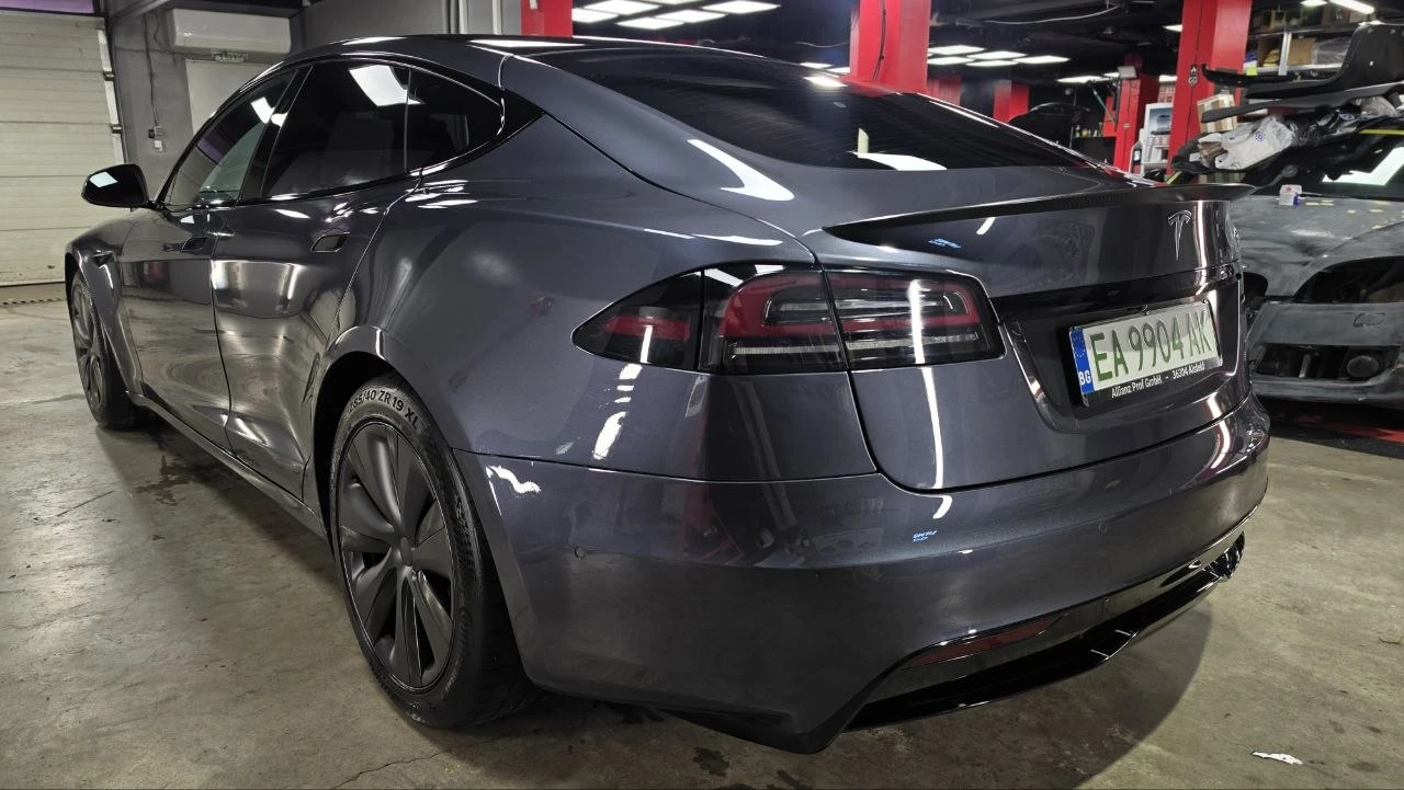 Tesla Model S Plaid, снимка 3 - Автомобили и джипове - 56110928