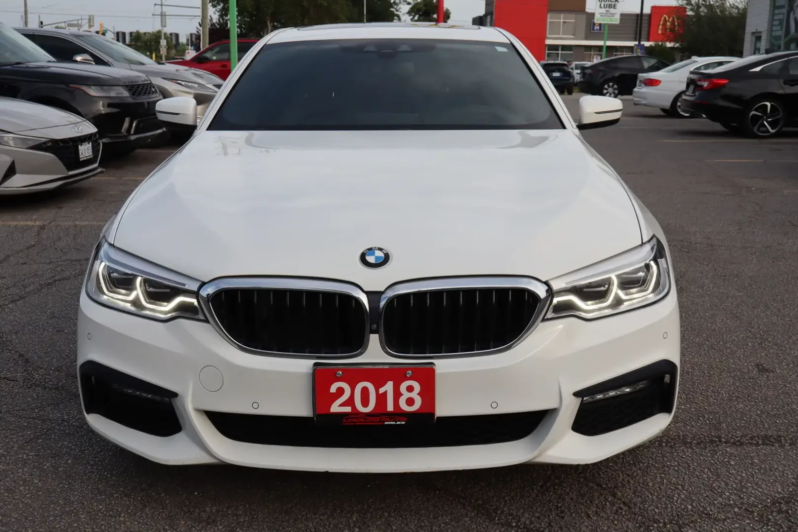 BMW 540 I M xDrive| 360| HEAD UP| PANO| МЪРТВА ТОЧКА, снимка 3 - Автомобили и джипове - 56222790