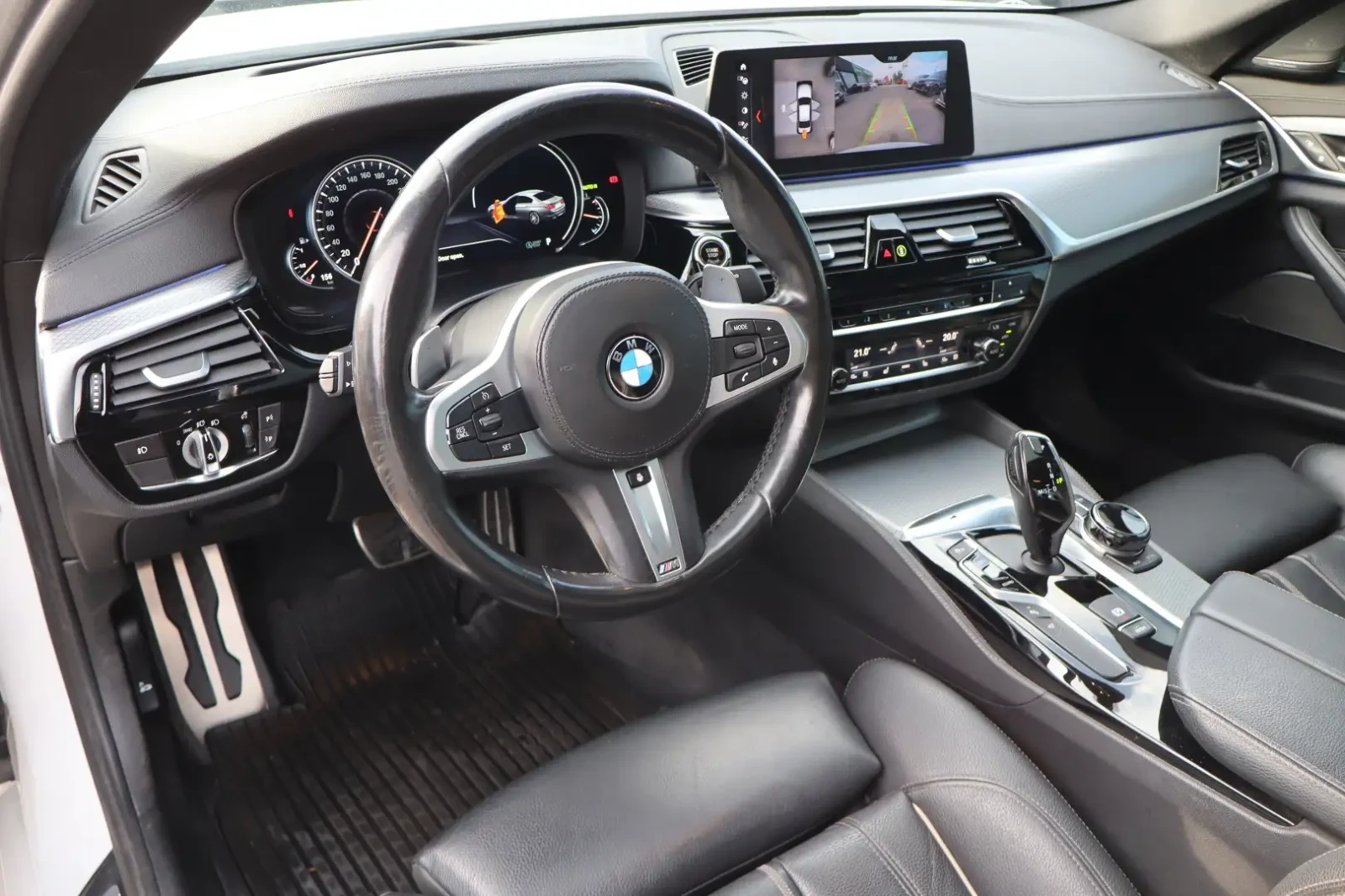 BMW 540 I M xDrive| 360| HEAD UP| PANO| МЪРТВА ТОЧКА, снимка 8 - Автомобили и джипове - 56222790