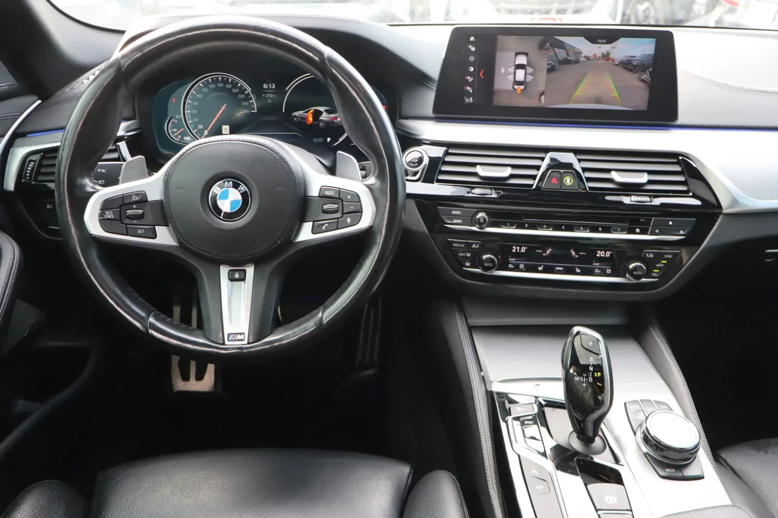 BMW 540 I M xDrive| 360| HEAD UP| PANO| МЪРТВА ТОЧКА, снимка 7 - Автомобили и джипове - 56222790