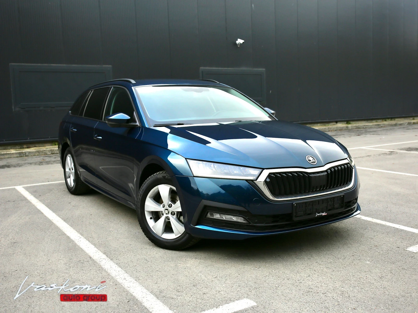 Skoda Octavia 2.0 TDI УНИКАТ, снимка 2 - Автомобили и джипове - 56632676