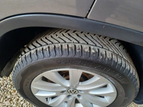 VW Tiguan 2, 0 TDI 4X4 РЕАЛНИ КМ.Намален от 14800лв., снимка 11