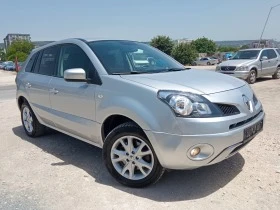 Renault Koleos 2.5i 16V 4X4, снимка 2