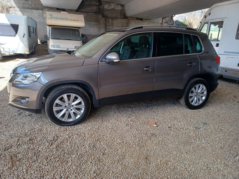 VW Tiguan 2,0 TDI 4X4 РЕАЛНИ КМ., снимка 12 - Автомобили и джипове - 45539295