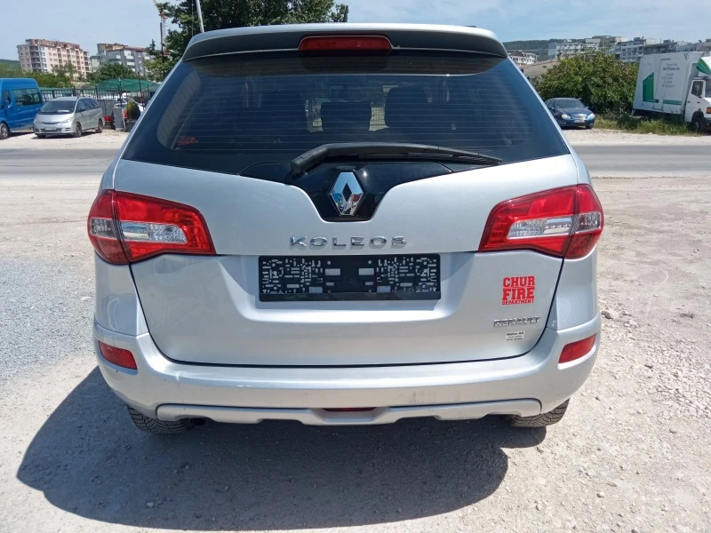 Renault Koleos 2.5i 16V 4X4, снимка 6 - Автомобили и джипове - 45906528