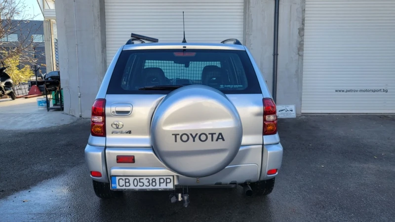 Toyota Rav4 2.0 d4d LUX, снимка 9 - Автомобили и джипове - 47905496